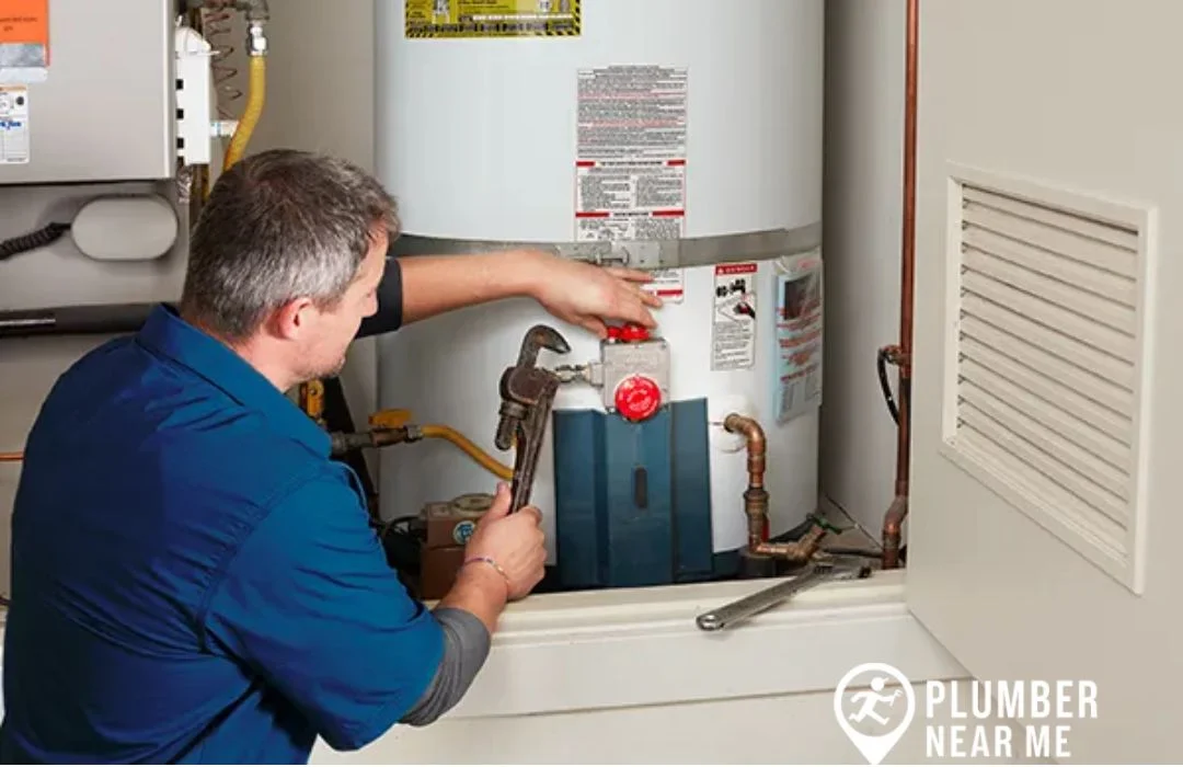Choosing Expert Plumbing Services for Safe Water Heater Repair 