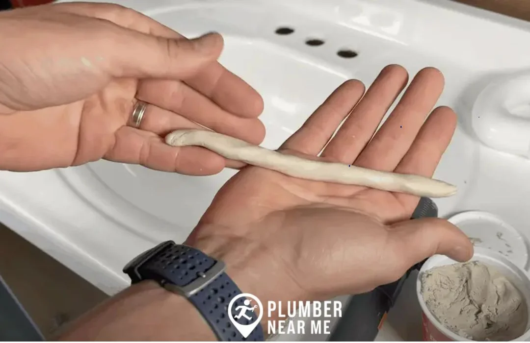 Plumber's Putty Soft Sealant for Plumbing Fixtures